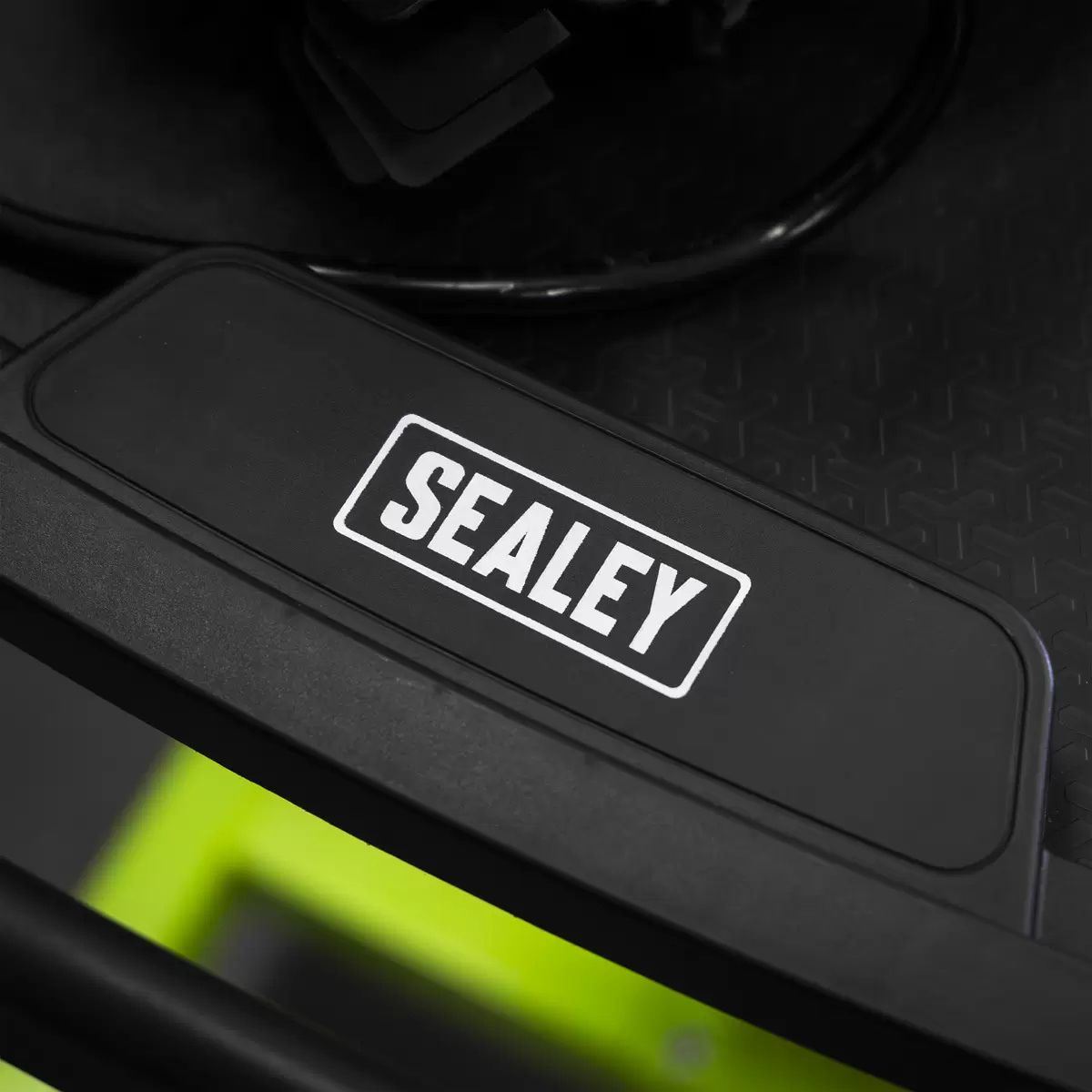 Sealey AP201 Adjustable-Height Mobile Workstation with Removable Top Tray