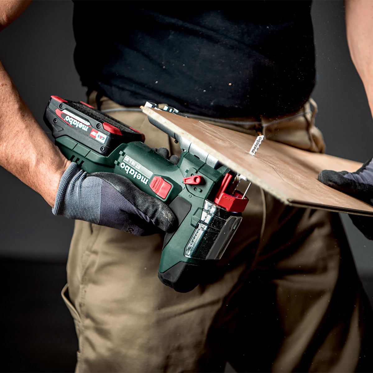 Metabo ST 18 L 90 18V Body Grip Jigsaw with 1 x 2.0Ah Battery Charger & Metabox
