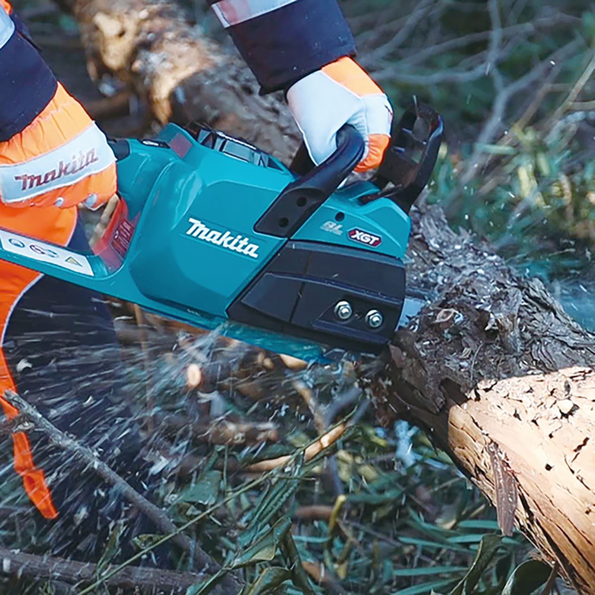 Makita UC024GZ 40V Max XGT Brushless 30cm Chainsaw Body Only