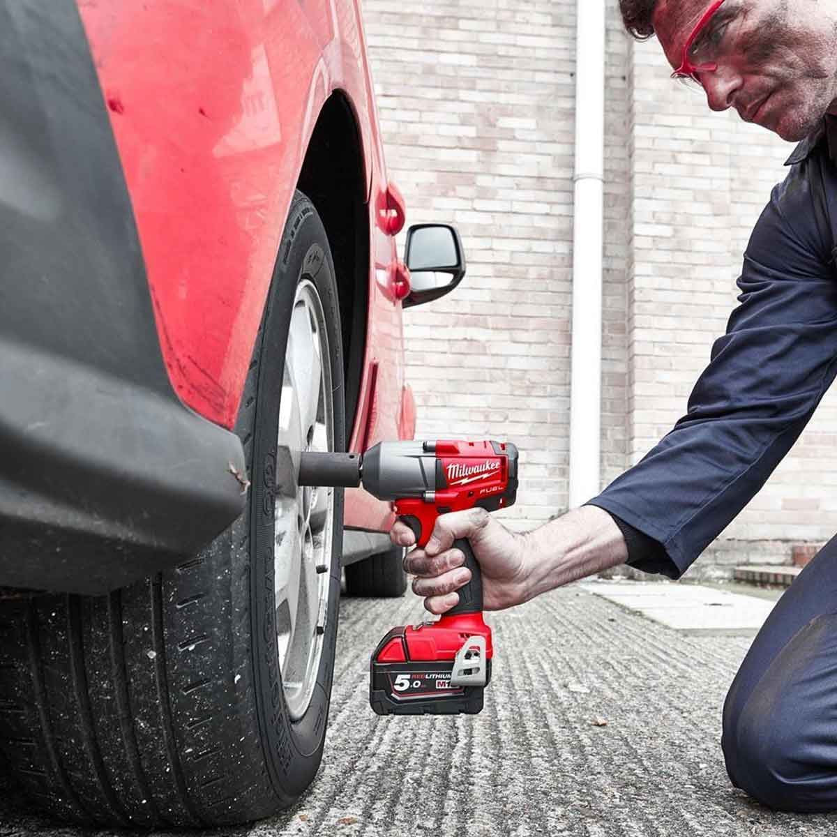 Milwaukee M18FMTIW2F12-0X 18V Fuel Brushless 1/2