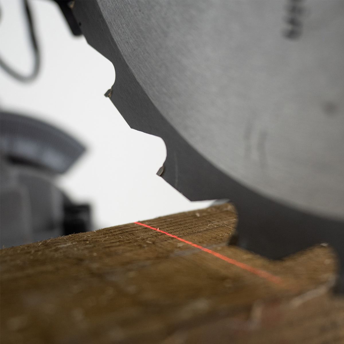 Hyundai HYMS2000E Electric Mitre Saw / Chop Saw with 255mm Blade 230V/2000W