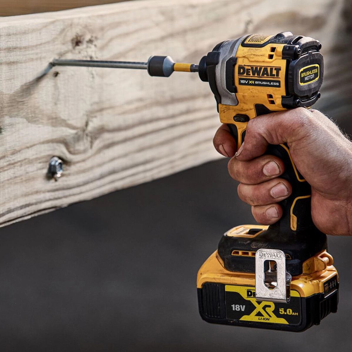 DeWalt DCK2052H1 18V Combi Drill & Impact Driver Twin Kit with 1 x 5.0Ah & 1 x 1.7Ah Batteries Charger in box