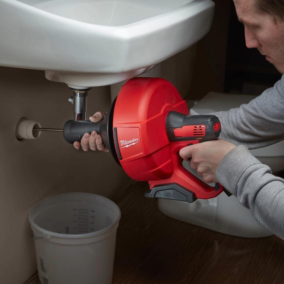 Milwaukee M12BDC6-0C 12V Compact Drain Cleaner With 1 x 2.5Ah Battery & Charger