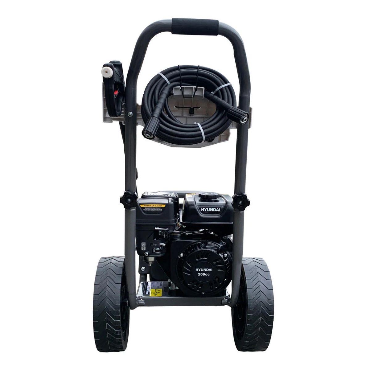 Hyundai HYW3400P 3400psi 210cc Petrol Pressure Washer, 9L/min, 10m Hose & Detergent Tank