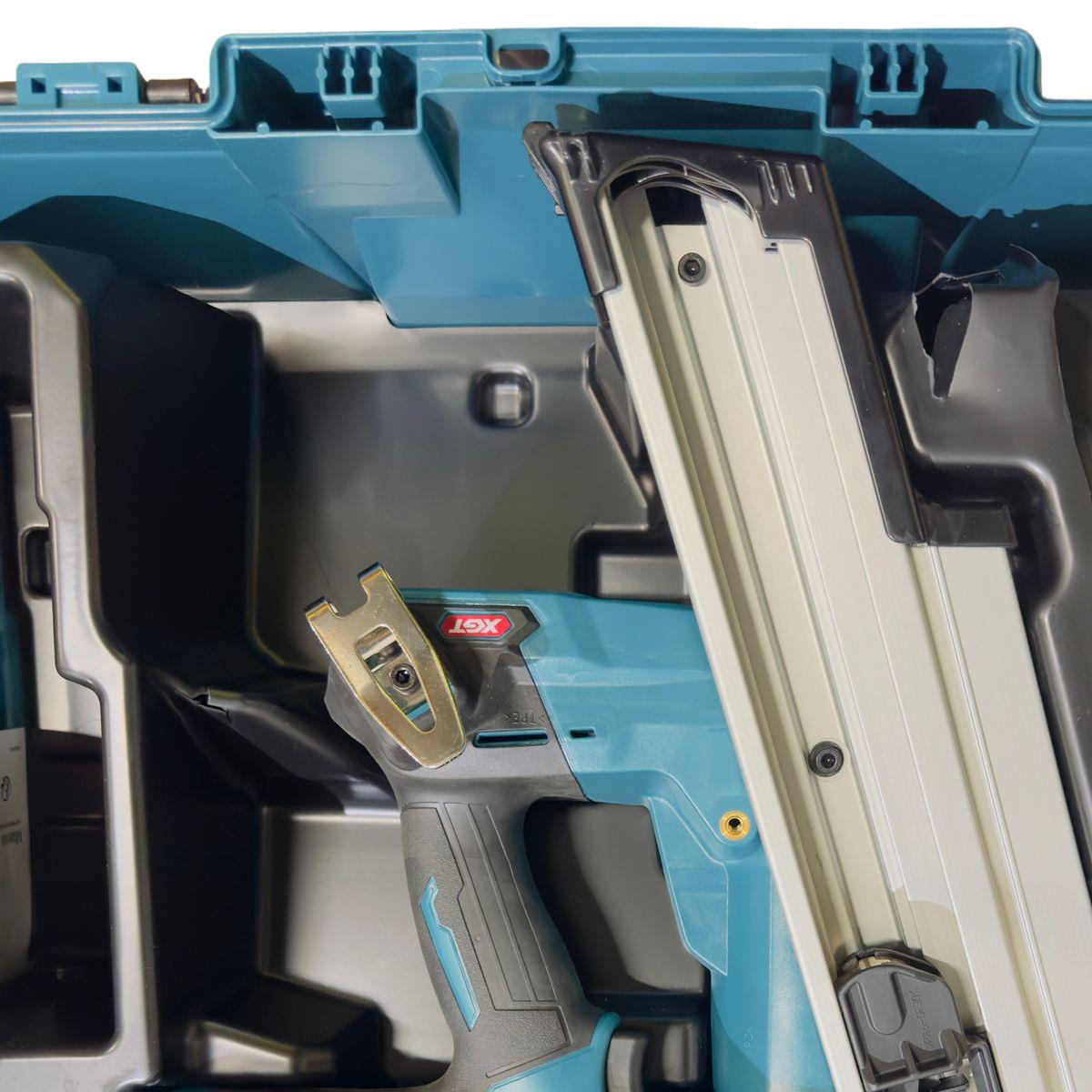 Makita BN002GZ 40V Max XGT Brushless Framing Nailer Body Only Item Condition Box Opened Never Used