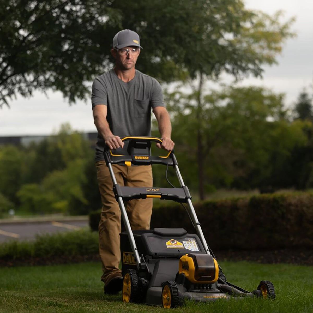 Dewalt DCMWP500N-XJ 54V XR Flexvolt Brushless 53cm Lawn Mower with 2 x 6.0Ah Battery & Charger