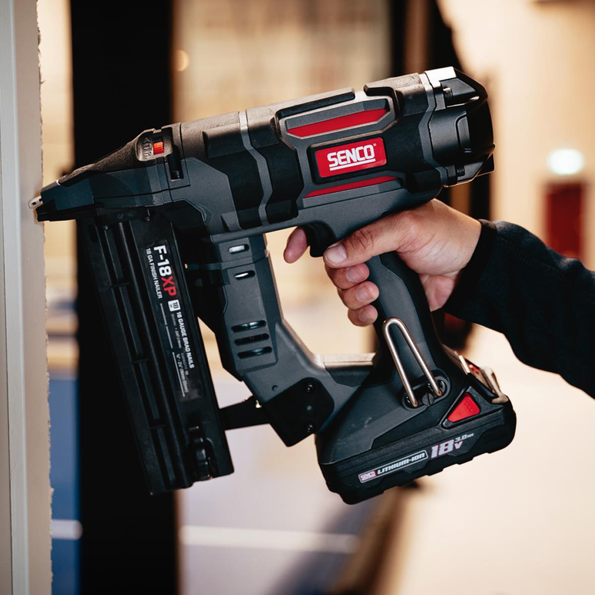 Senco 10M7001N 18V F-18XP Fusion 18G Brad Nailer with 1 x 1.5Ah Battery, Charger & Case
