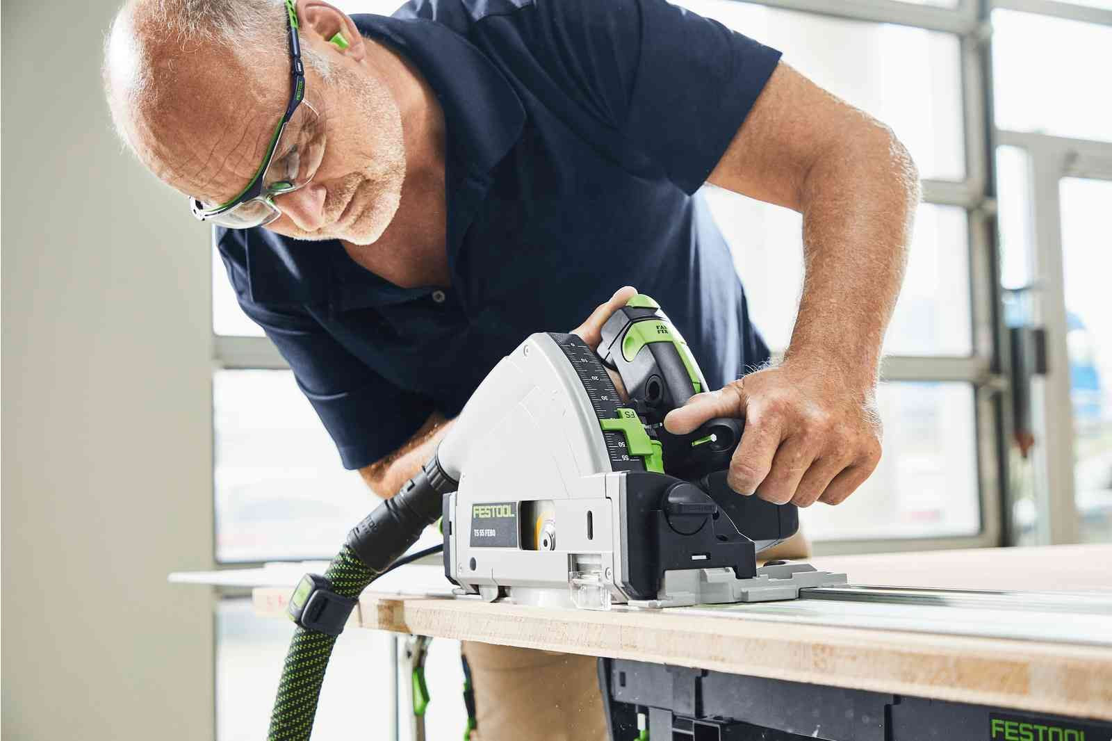 Festool TS 55 FEBQ-Plus 230V GB 160mm Plunge-Cut Saw - 576706 With Guide Rail Kit Set 577932 & Dust Extractor 578315