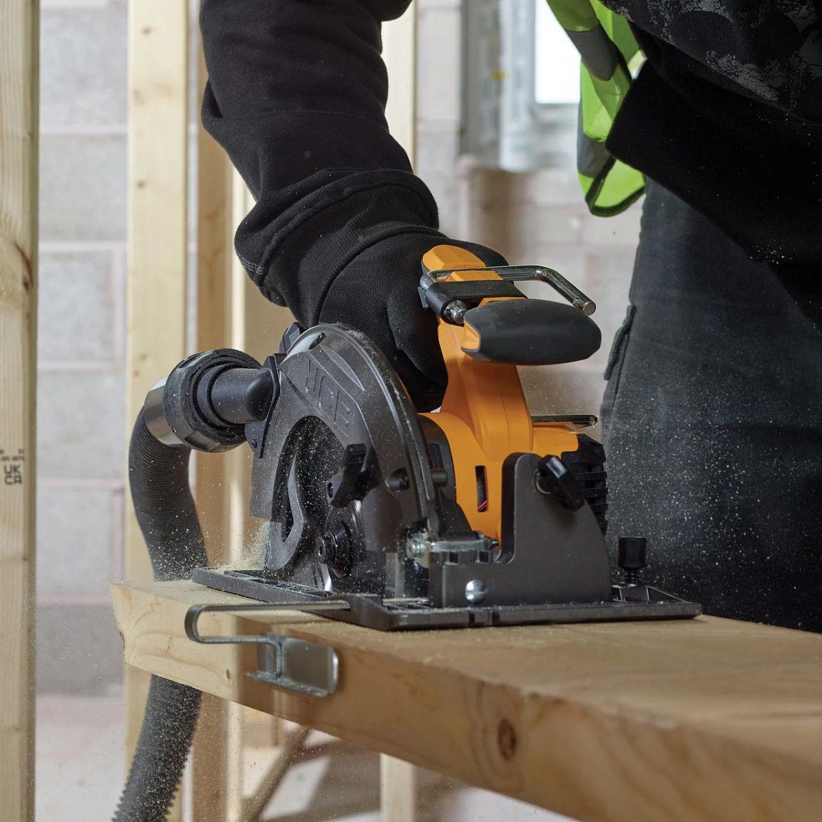 JCB-18PCS-185 18V Circular Saw 185mm & 60mm Cut Depth With 2 Blades Body Only