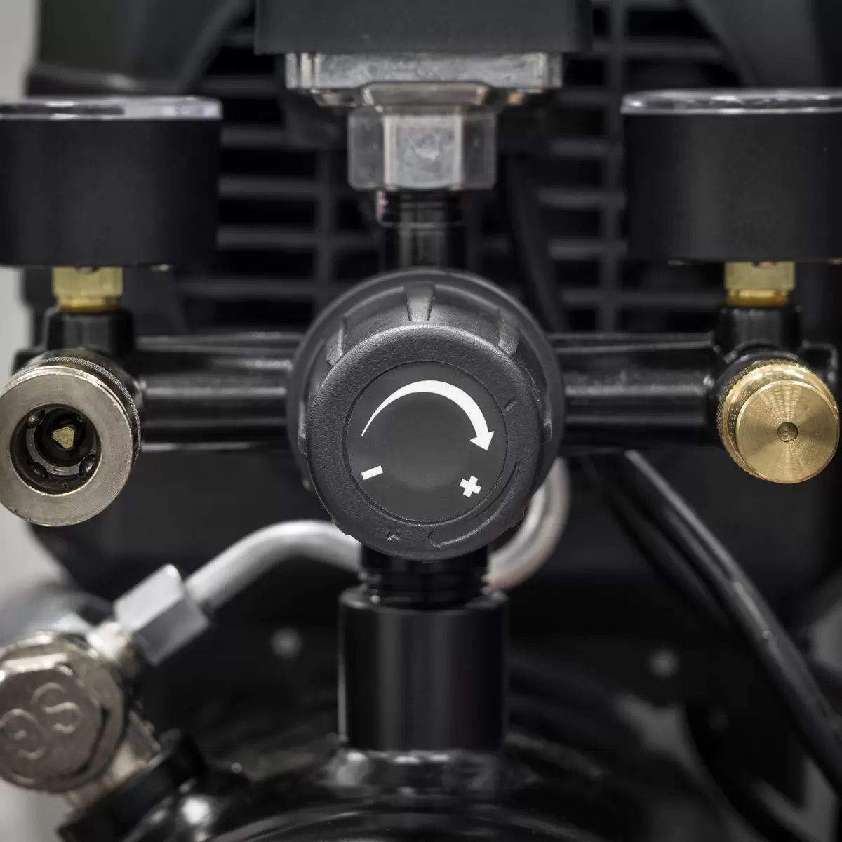 Sealey SAC0620A 6L Direct Drive Air Compressor 230V/13A Compact, Powerful & Reliable for Workshops