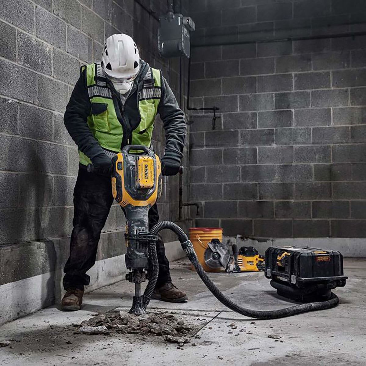 Dewalt DCH966Z2-GB 54V XR Flexvolt Brushless 28mm HEX Demolition Hammer with 2 x 5.0Ah Batteries & Charger