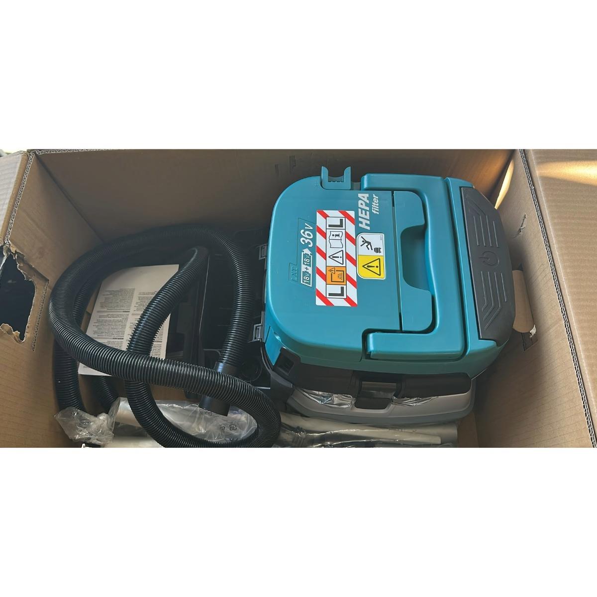 Makita DVC867LZX4 36V LXT Brushless L-Class 8L Dust Extractor With AWS Body Only Item Condition Damaged Box