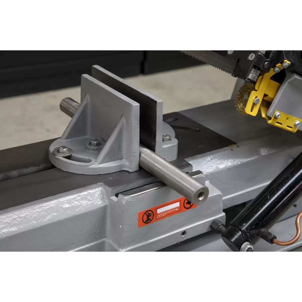 Sealey SM35CE 300mm Horizontal Bandsaw with Hydraulic Arm 230V