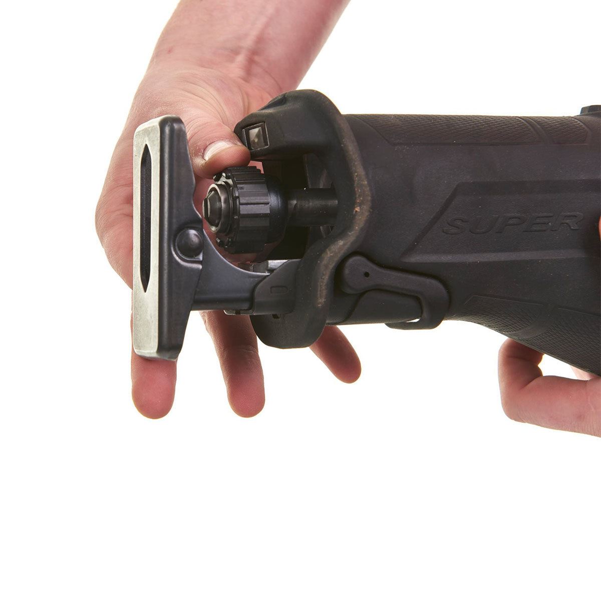 Milwaukee M18FSX-801C M18 FUEL 18V Brushless Super Sawzall with 1 x 8.0Ah Battery Charger & Case 4933499178