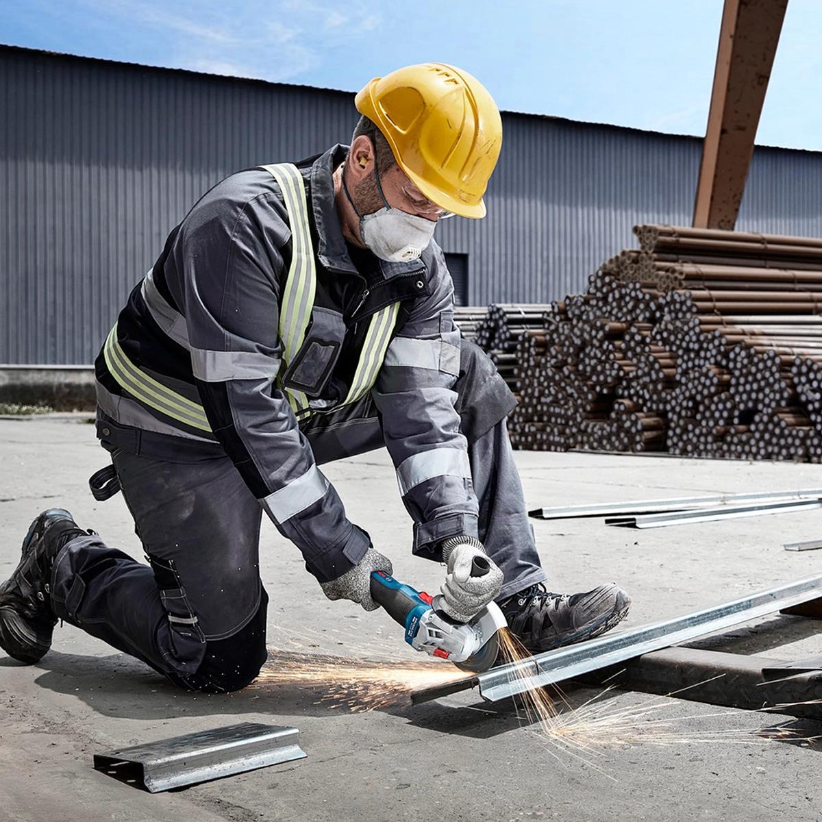 Bosch GWS 18V-8 18V Brushless 125mm Angle Grinder Body Only 06019N9000