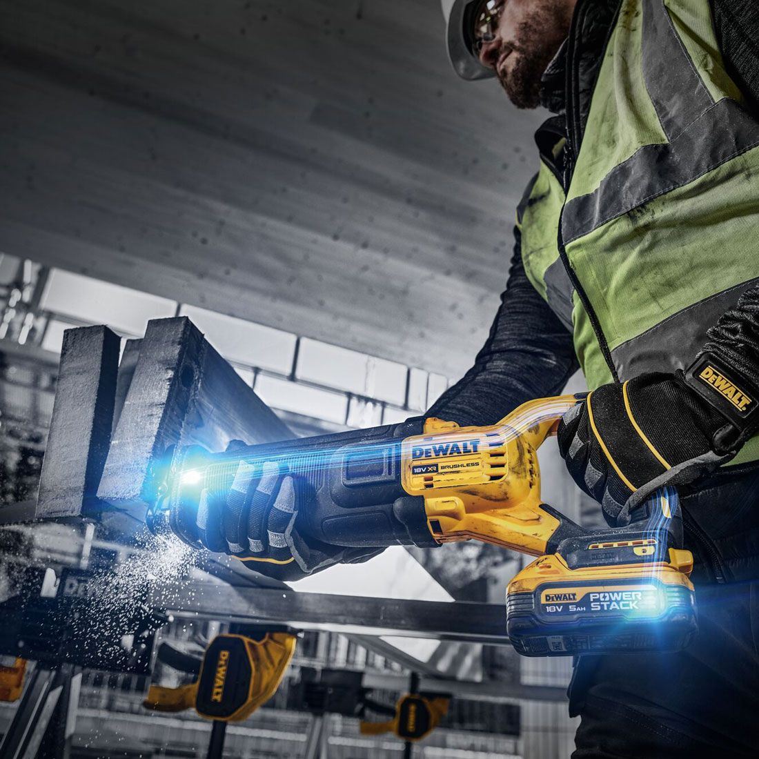 DeWalt DCS386H2T 18V XR Brushless Reciprocating Saw with 2 x 5.0Ah Battery Charger & Case