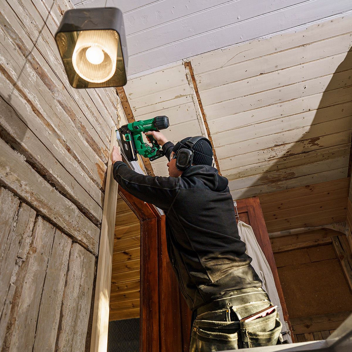 Hikoki NT1865DSAJXZ 18V Brushless 2nd Generation 16G Straight Finishing Nailer with 2 x 2.0Ah Battery Charger & Case