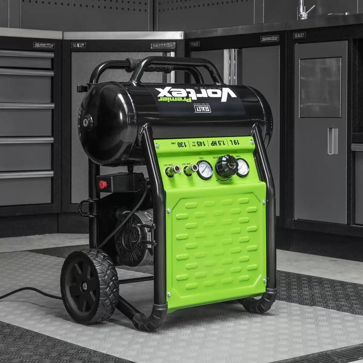 Sealey SAC1900 19L Oil-Free Air Compressor 1.5HP Direct Drive for Powerful, Quiet Performance