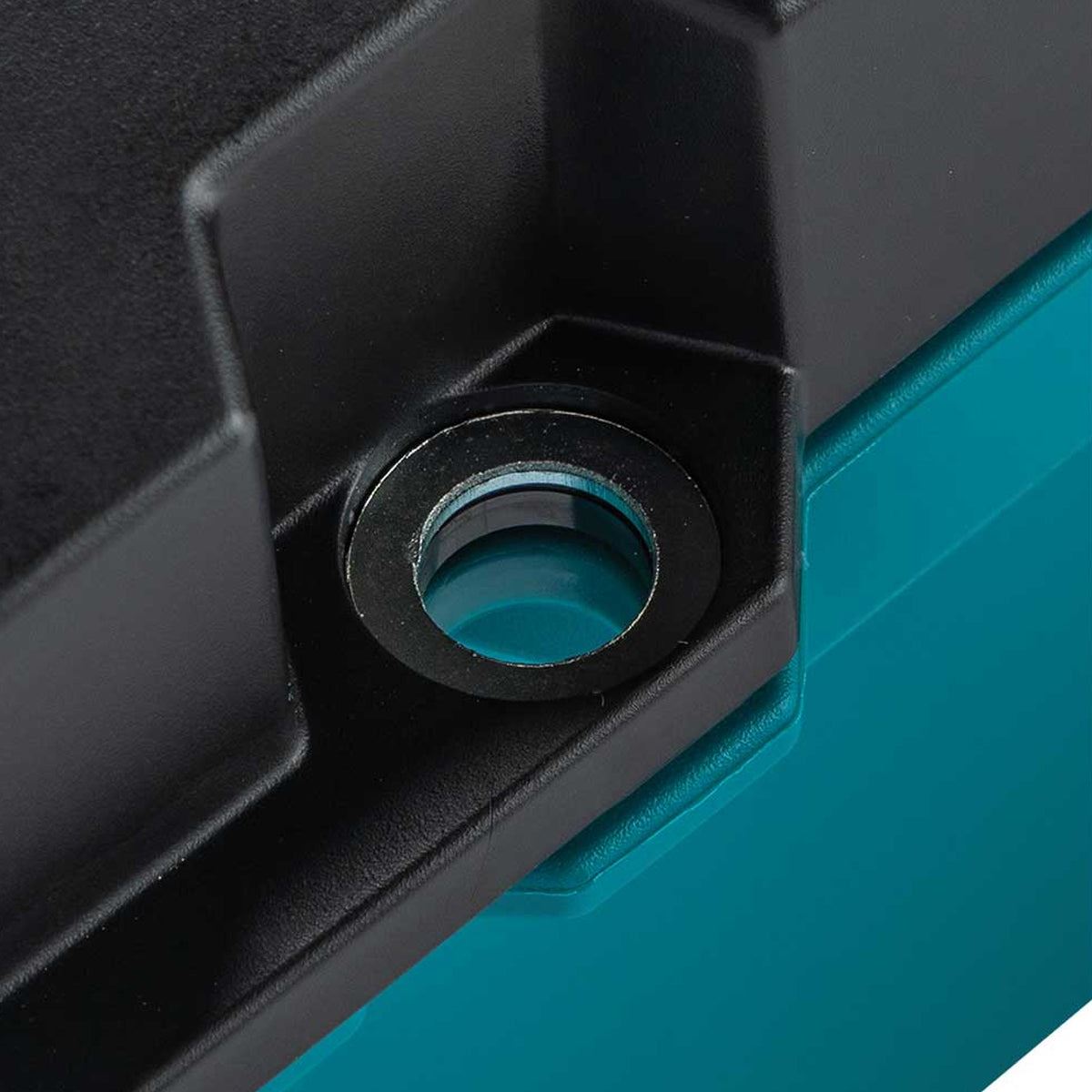 Makita P-91039 MAKTRAK Medium Tool Box