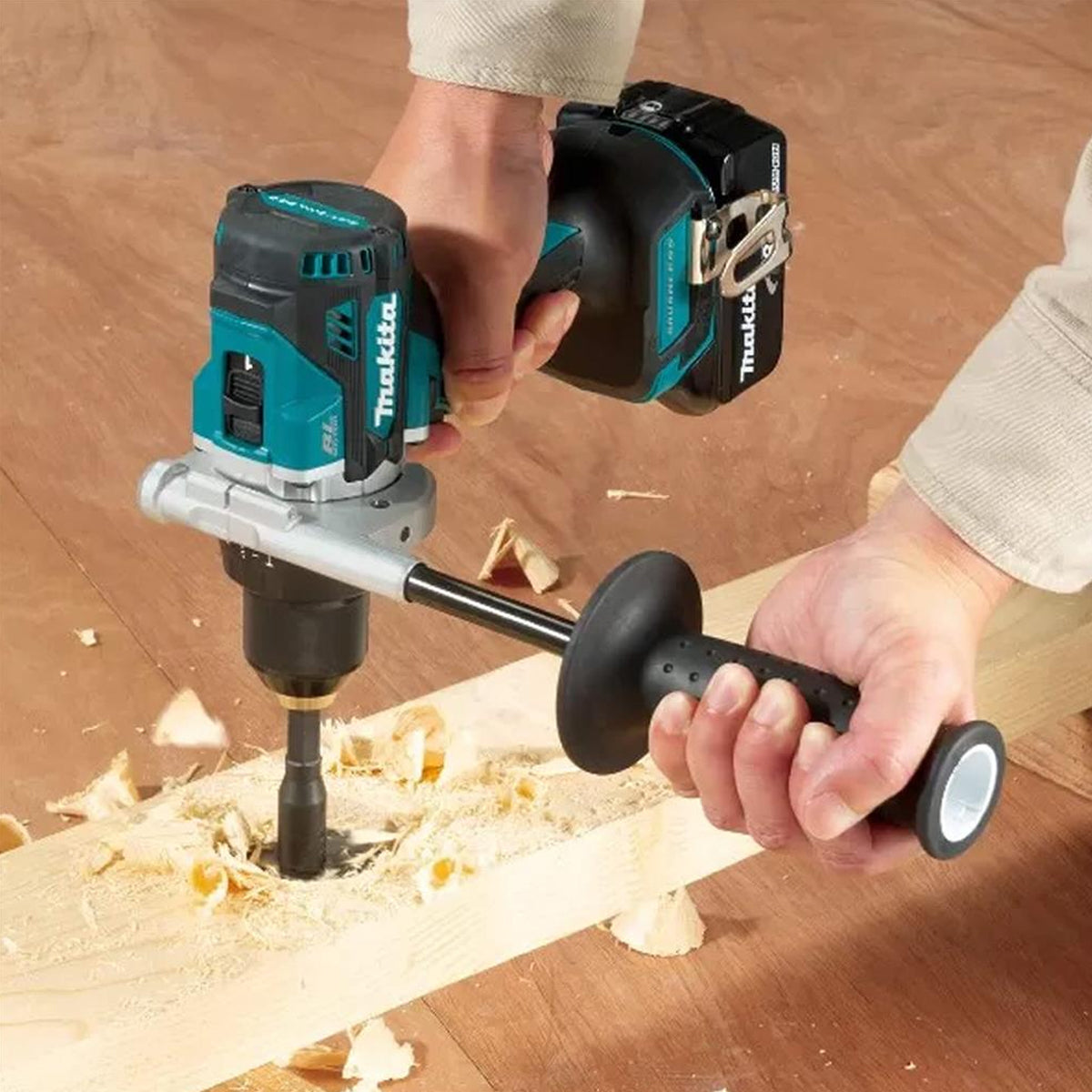 Makita DLX2455MJ 18V Brushless Twin Pack Combi Drill & Impact Driver With 2 x 4.0Ah Battery Charger & Bag