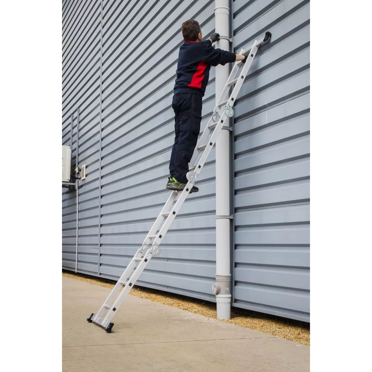 Sealey AFPL1 4-Way Trade Aluminium Folding Platform Ladder EN 131