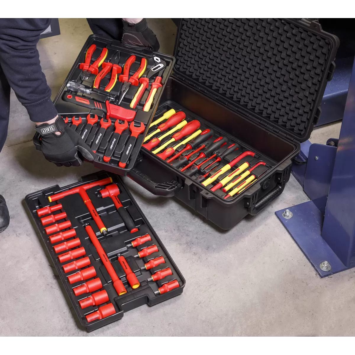 Sealey AK7938 1000V Insulated Tool Kit 3/8