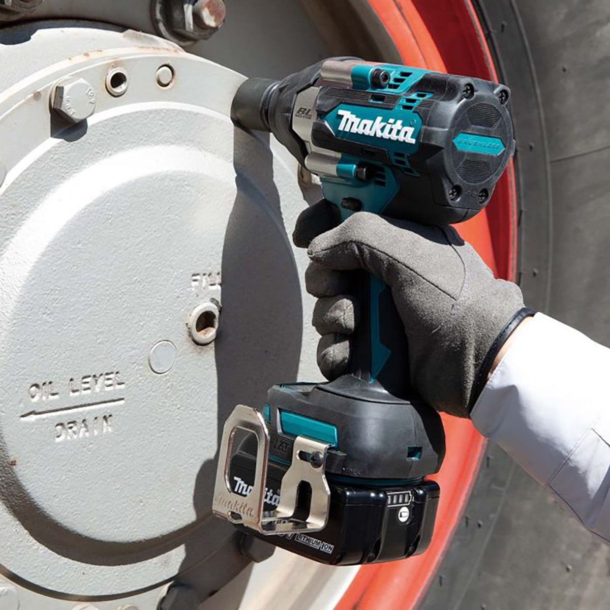 Makita DTW700Z 18V LXT Brushless 1/2