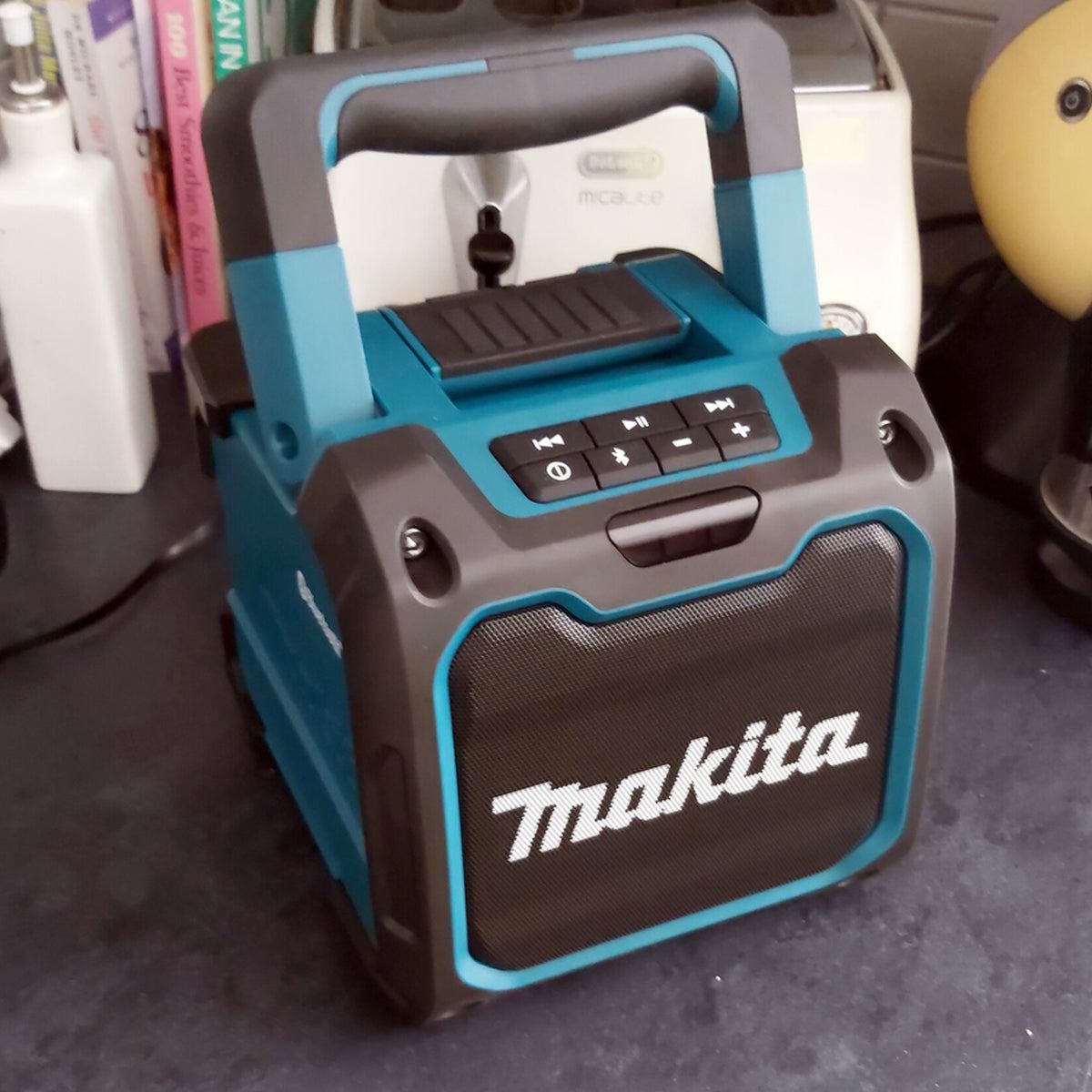 Makita DMR200 12V CXT - 18V LXT Jobsite Bluetooth Speaker Body Only