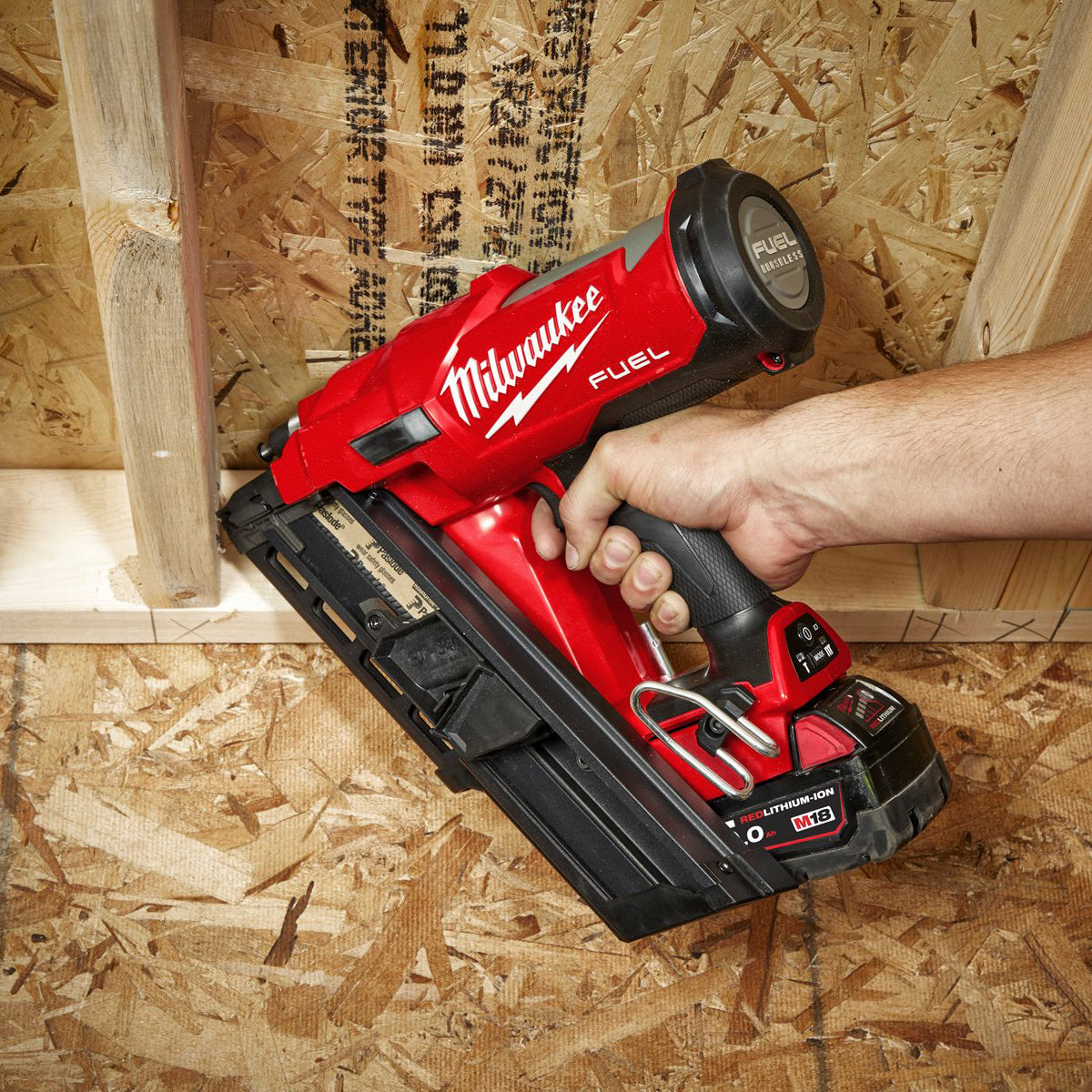Milwaukee M18FFN-0 18V Fuel Brushless First Fix Framing Nailer with 1 x 12.0Ah Battery & Charger