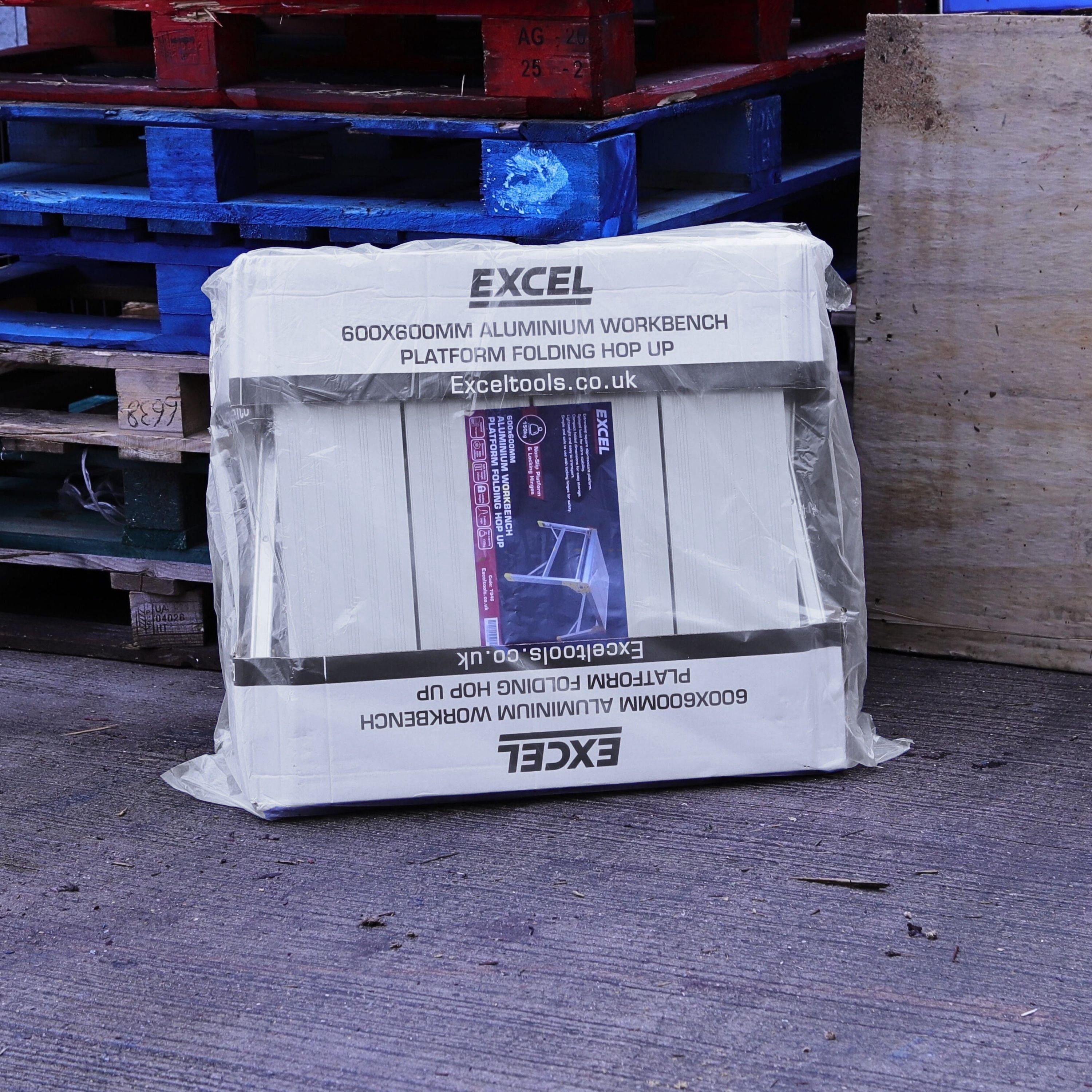 Excel Aluminium Stool Ladder 4 Tread with Work Bench Folding Hop Up 600mm