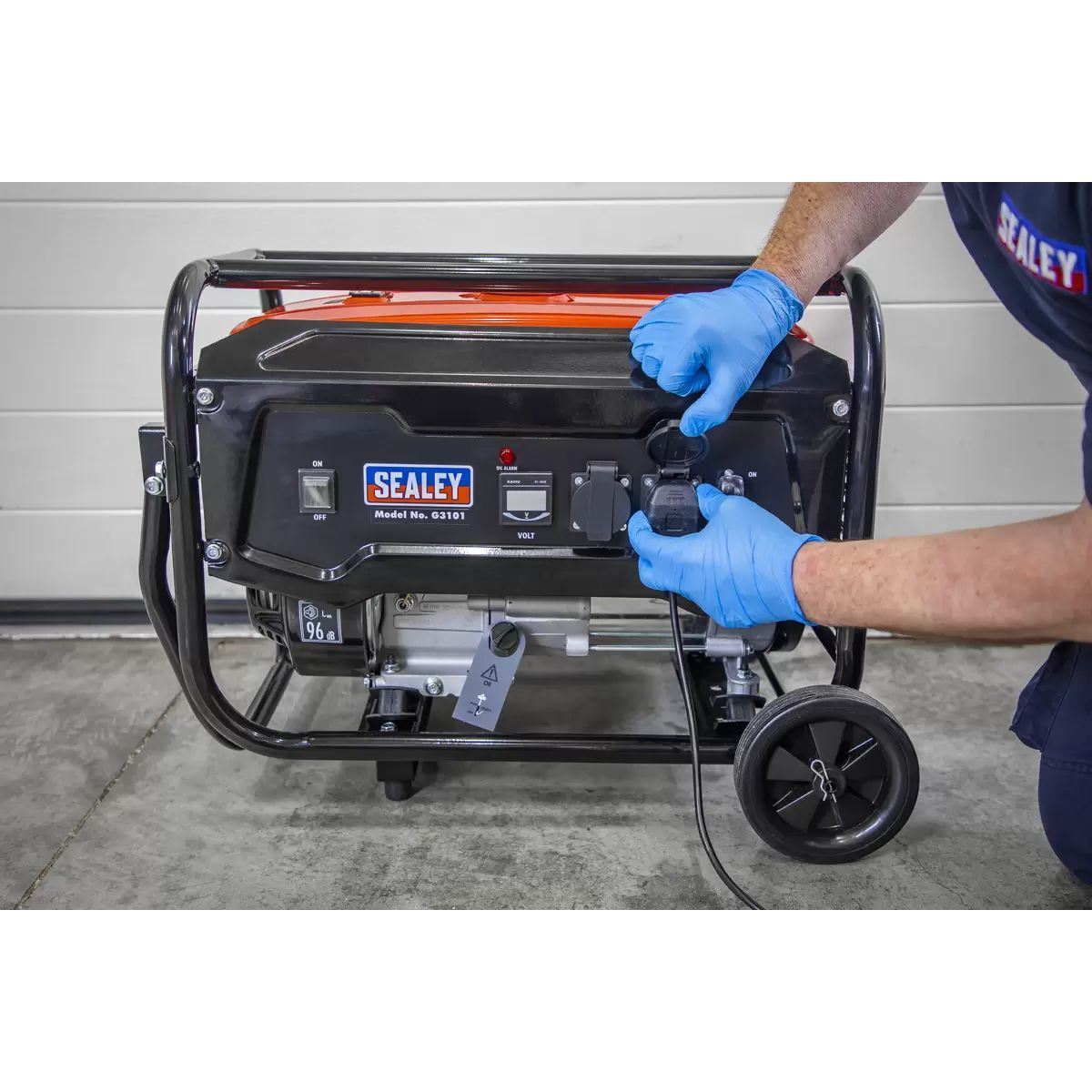 Sealey G3101 3100W Generator 4-Stroke Engine 230V