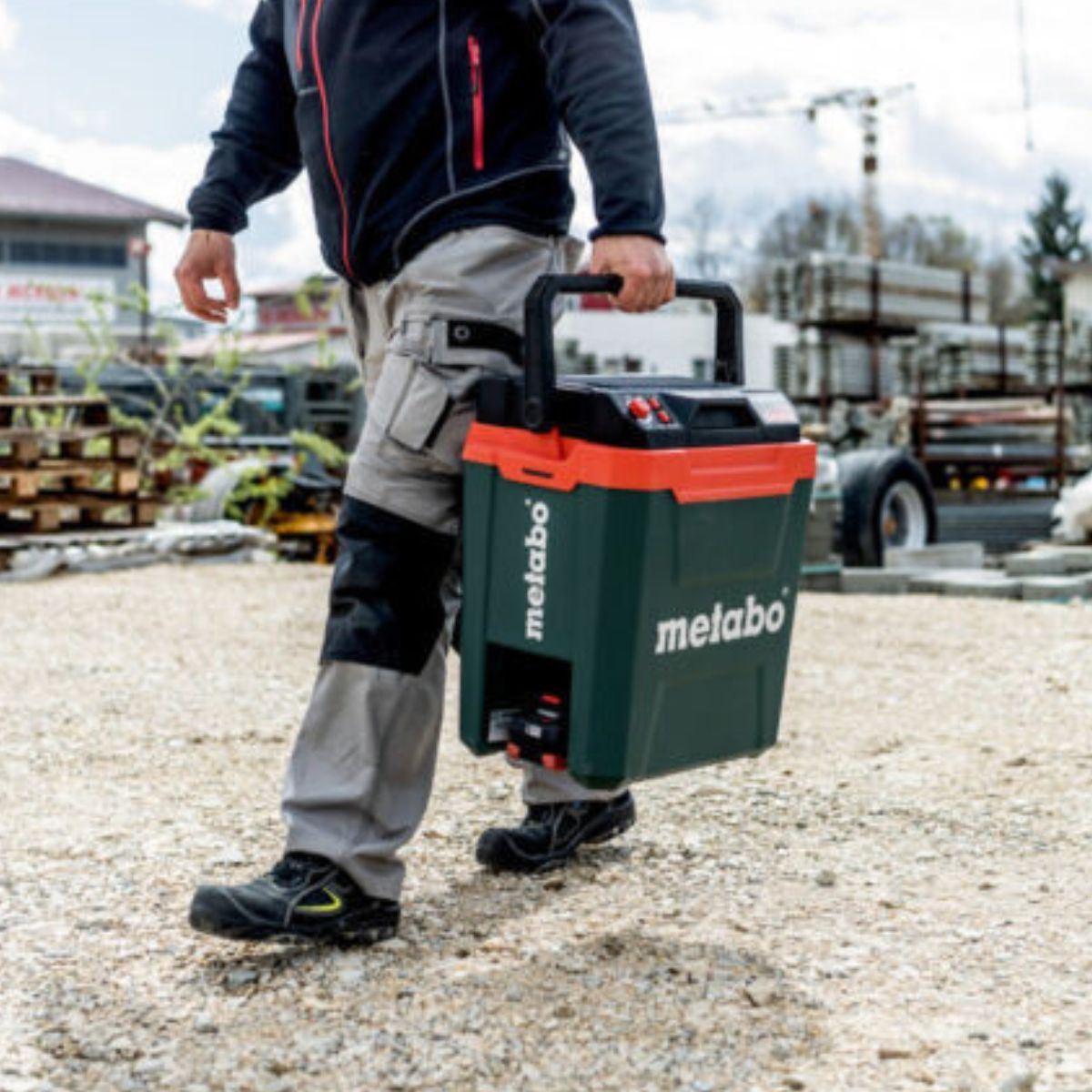 Metabo KB 18 BL 18V Brushless 24L Cooling Box with 1 x 2.0Ah Battery & Charger
