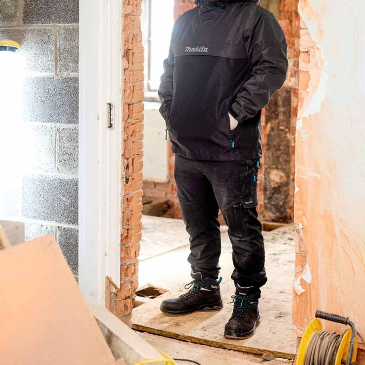 Makita MK301M Axis Stretch Jogger Slim Fit Black - Size XL
