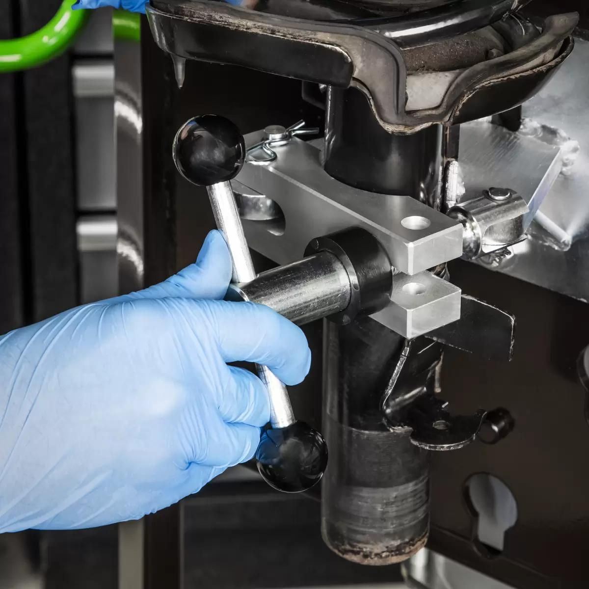 Sealey RE3000 Air Operated Coil Spring Compressor 3000kg