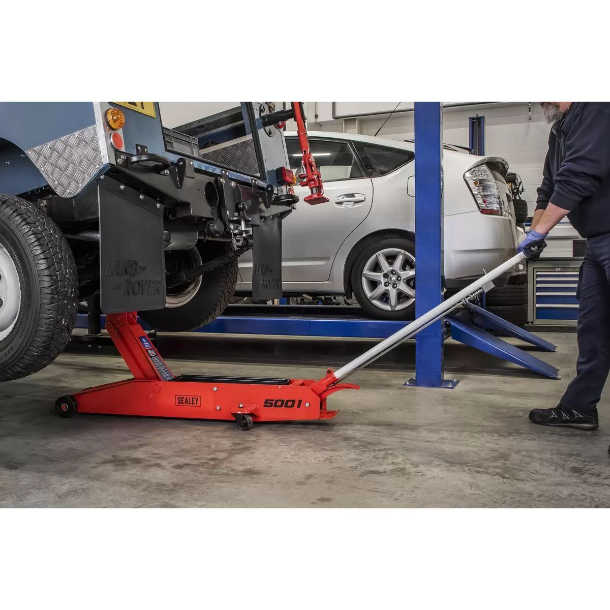 Sealey 5001 Trolley Jack 5 Tonne Long Reach