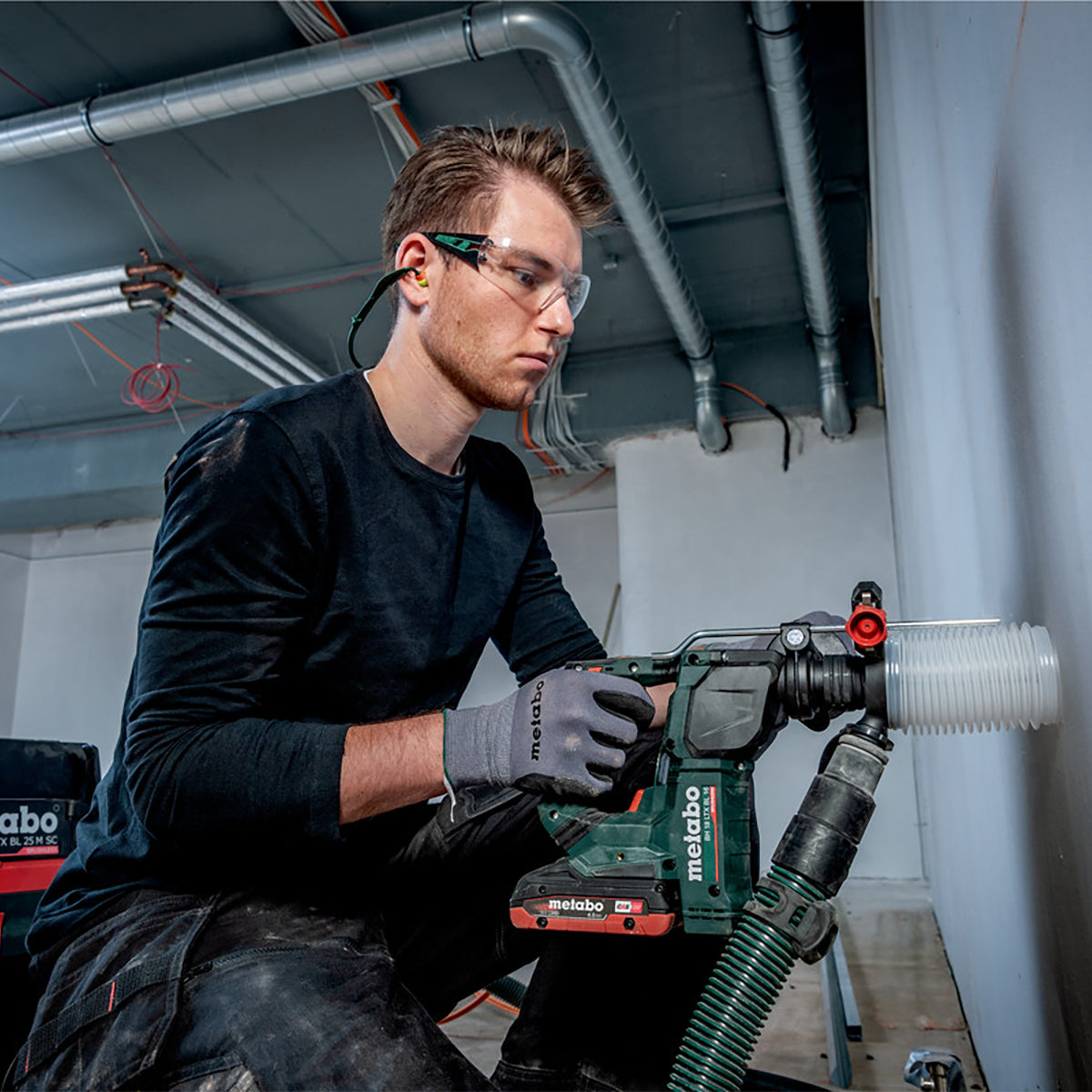 Metabo BH 18 LTX BL 16 18V Brushless SDS+ Rotary Hammer with 1 x 5.2Ah Battery Charger & Metabox