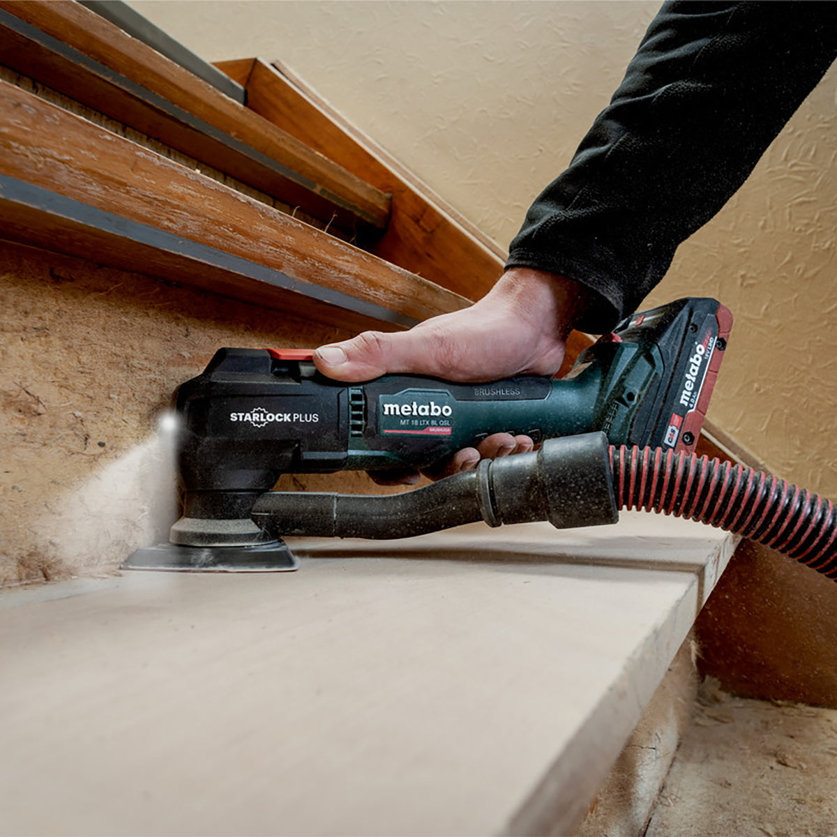 Metabo MT 18 LTX BL QSL 18V Brushless Multi Tool with 1 x 5.2Ah Battery Charger & Metabox