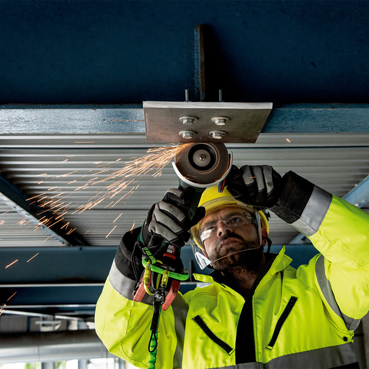 Metabo WPB 18 LT BL 11-125 18V Brushless 125mm Angle Grinder with 1 x 5.2Ah Battery Charger & Metabox