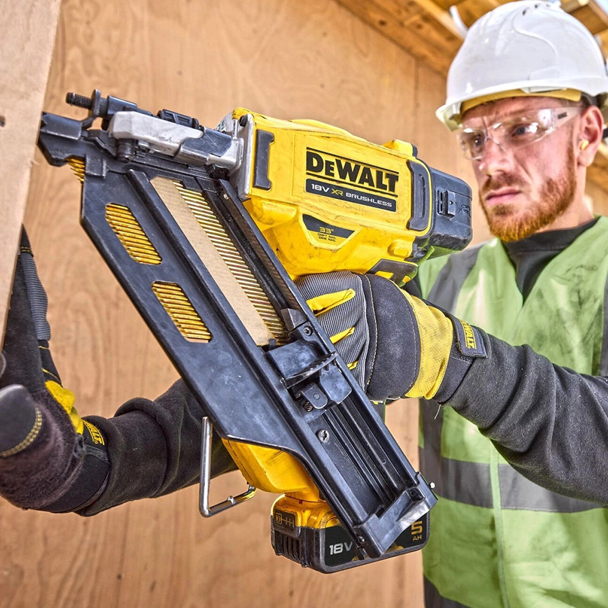 Dewalt DCN930P2 18V XR Brushless First Fix 90mm Framing Nailer with 2 x 5.0Ah Battery Charger & Case