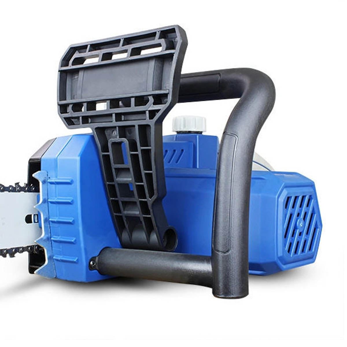 Hyundai HYC2400E 40cm Electric Chainsaw 230V/2400W Motor for Powerful Cutting and Precision