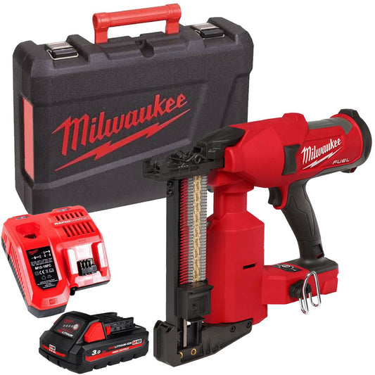 Milwaukee M18FFUS-0C 18V Fuel Brushless Fencing Stapler with 1 x 3.0Ah Battery Charger & Case