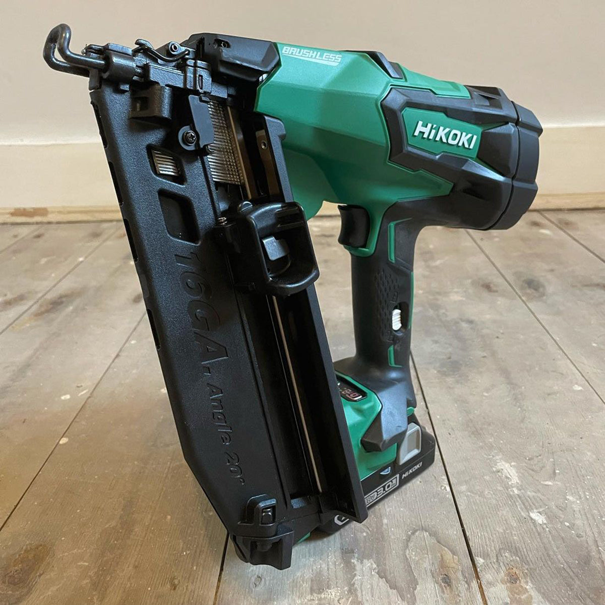 Hikoki NT1865DMBJ4Z 18V Brushless 16GA Angled Finish Nailer Body Only