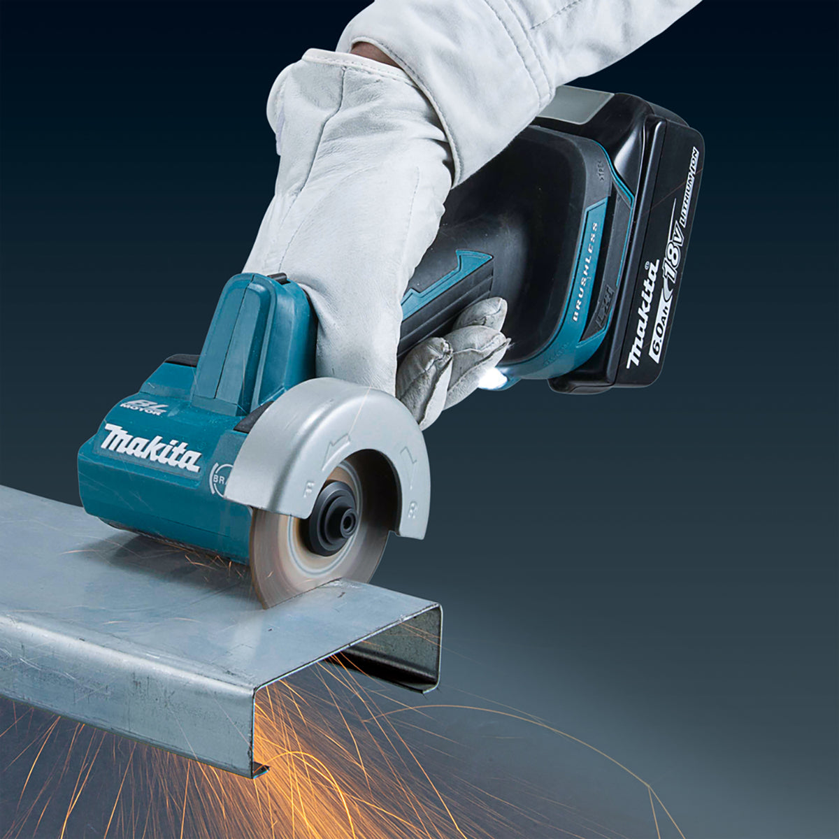 Makita DMC300RTJ 18V LXT Brushless 76mm Cut-off Saw With 2 x 5.0Ah Batteries, Charger In Case