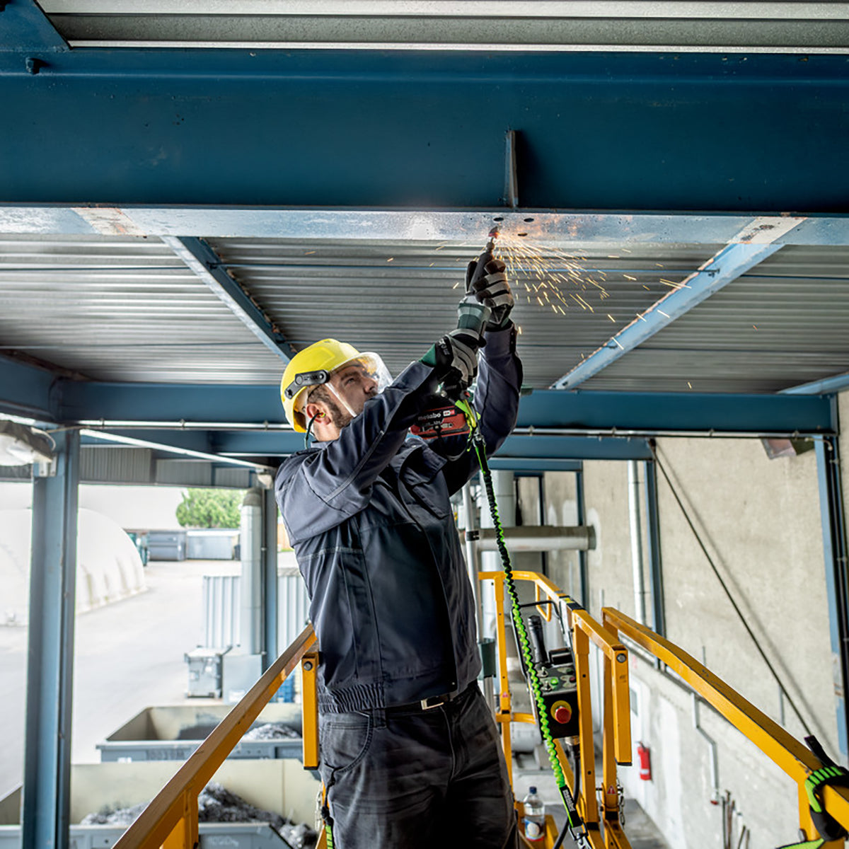 Metabo GVPB 18 LTX BL 11-28 18V Brushless Die Grinder with Paddle Switch with 1 x 4.0Ah Battery Charger & Bag