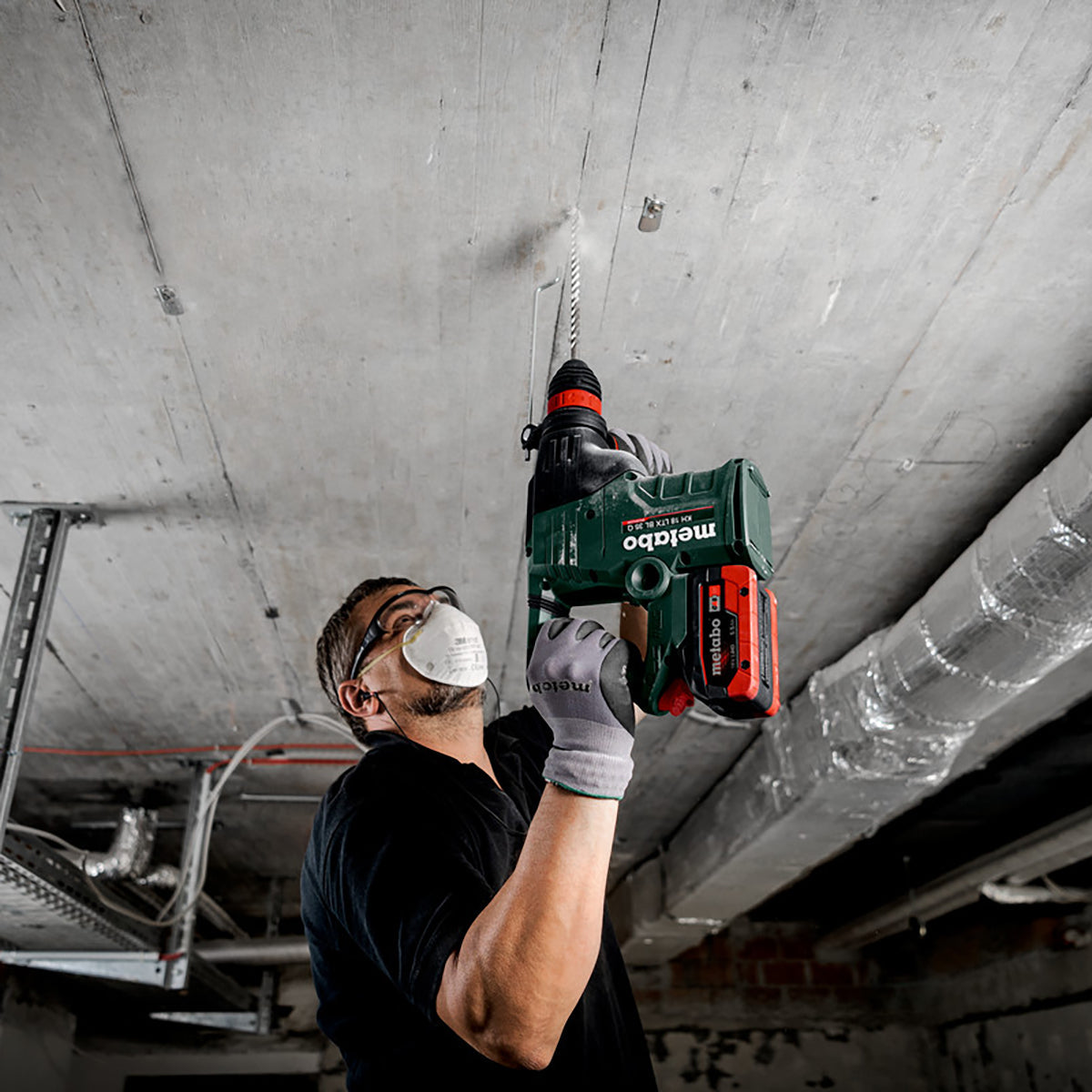 Metabo KH 18 LTX BL 35 Q 18V Brushless 3 Mode SDS+ Rotary Hammer Drill with 1 x 5.2Ah Battery Charger & Metabox