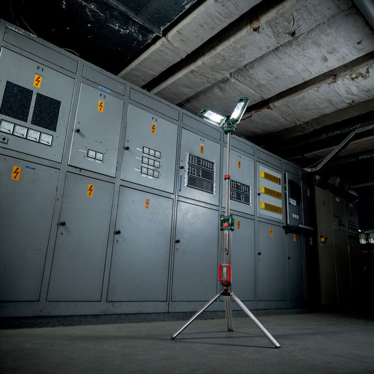 Metabo BSA 18 LED 5000 DUO-S 18V Site Light with 1 x 5.2Ah Battery & Charger