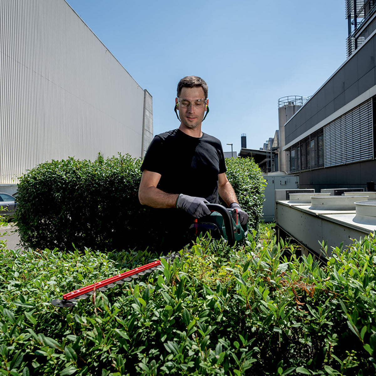 Metabo HS 18 LTX BL 55 18V Brushless 55cm Hedge Trimmer with 1 x 4.0Ah Battery & Charger