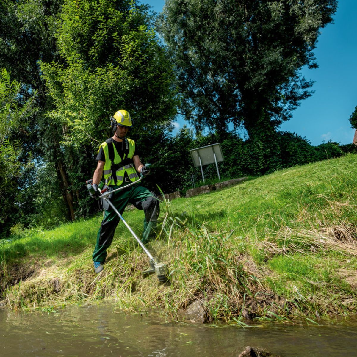 Metabo FSB 36-18 LTX BL 40 36V Brushless 40cm Grass Trimmer with 1 x 5.2Ah Battery & Charger