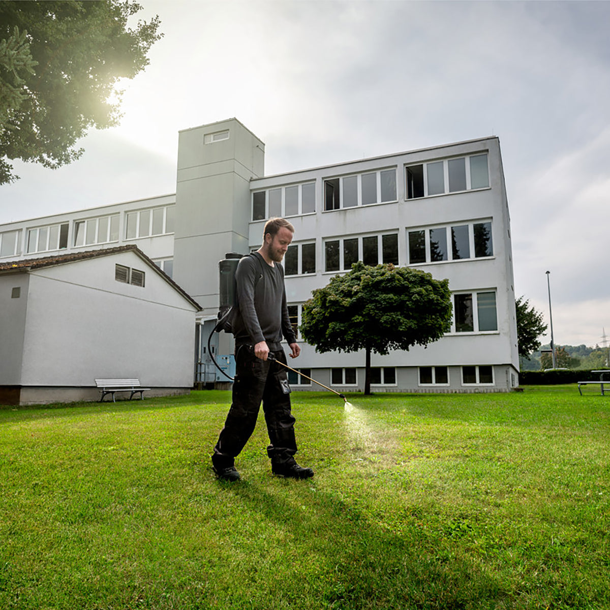 Metabo RSG 18 LTX 15 18V 15L Back Pack Sprayer with 1 x 2.0Ah Battery & Charger