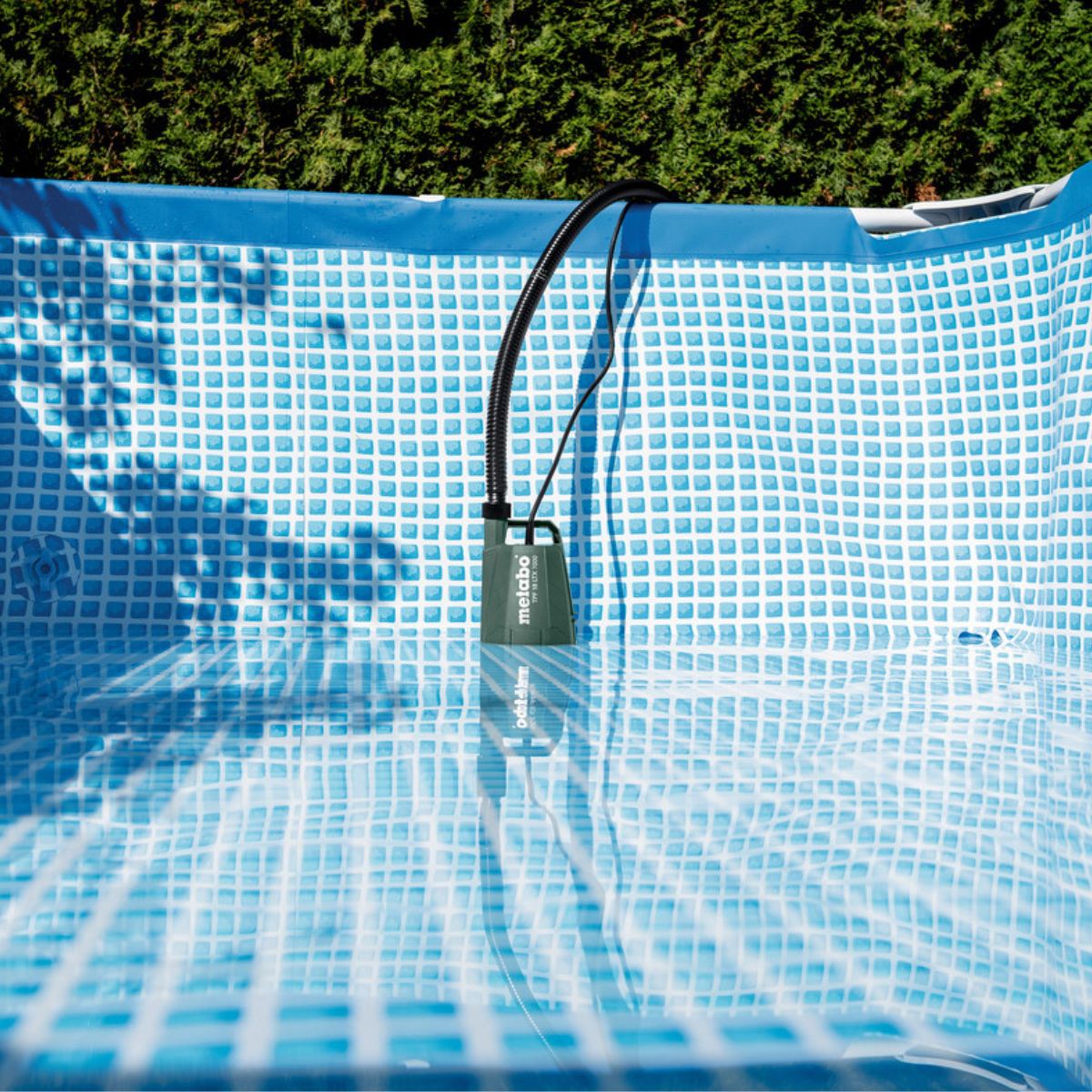 Metabo TPF 18 LTX 7000 18V Submersible Pump with 1 x 4.0Ah Battery & Charger